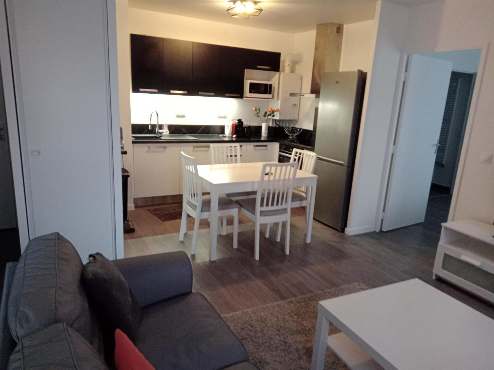 Appartement Cozy - Quartier Residentiel Melun Eksteriør bilde