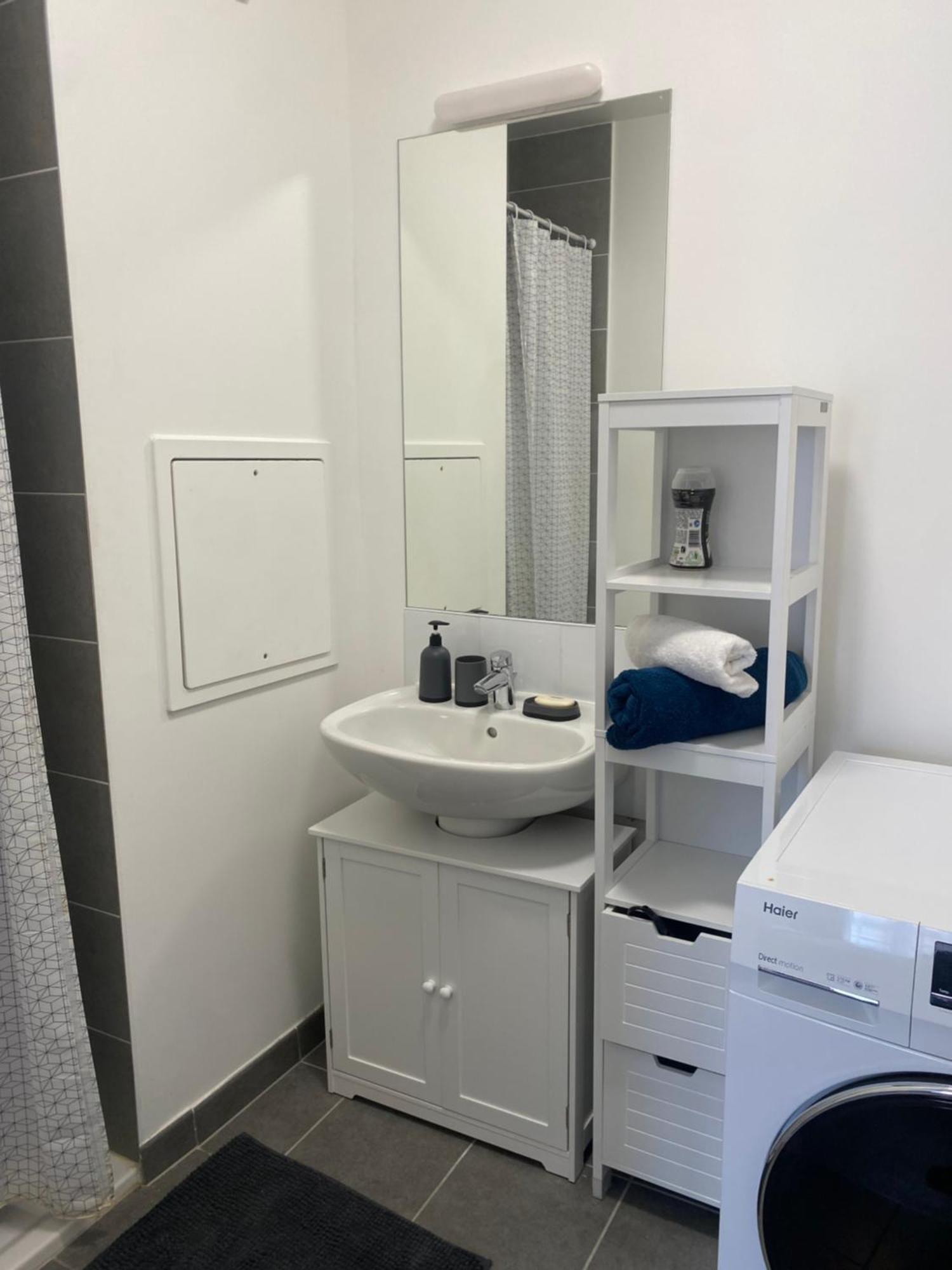 Appartement Cozy - Quartier Residentiel Melun Eksteriør bilde