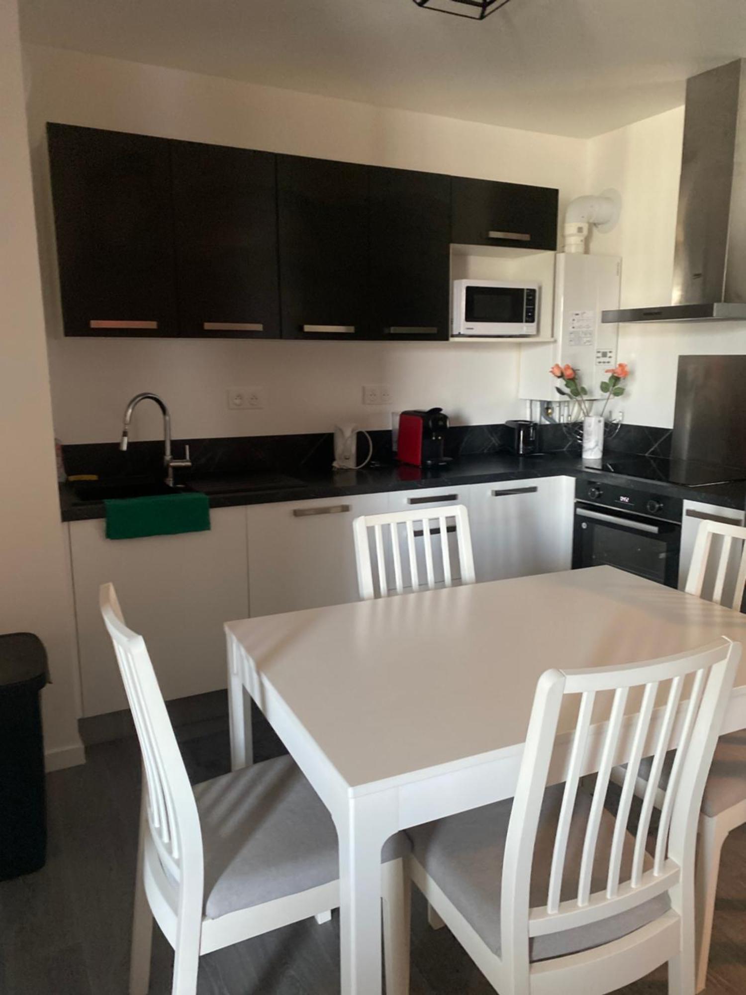 Appartement Cozy - Quartier Residentiel Melun Eksteriør bilde